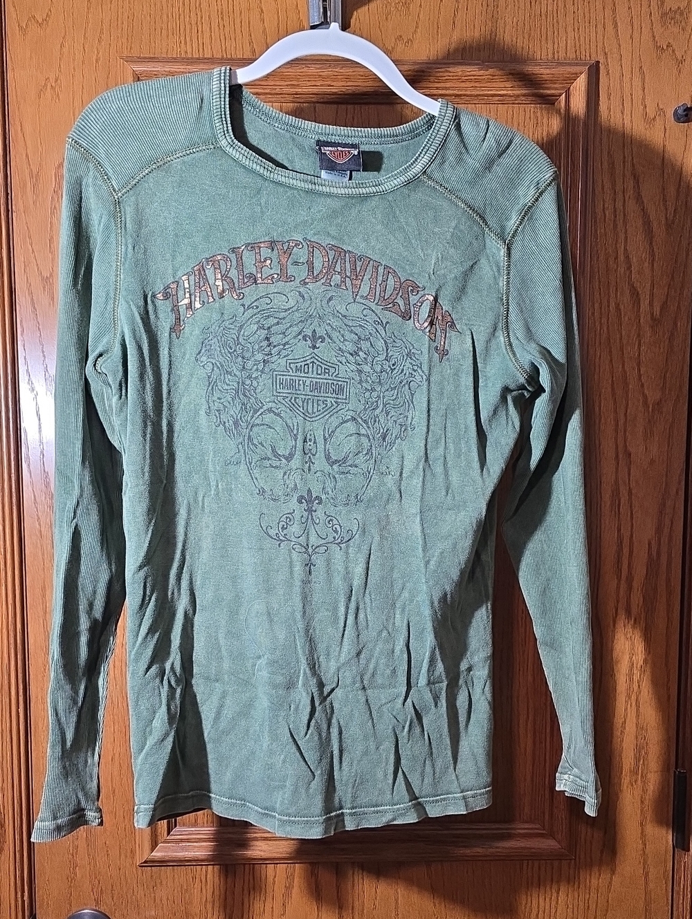 Harley-Davidson Sturgis Womans, Olive Green Crewneck with Skull Graphic